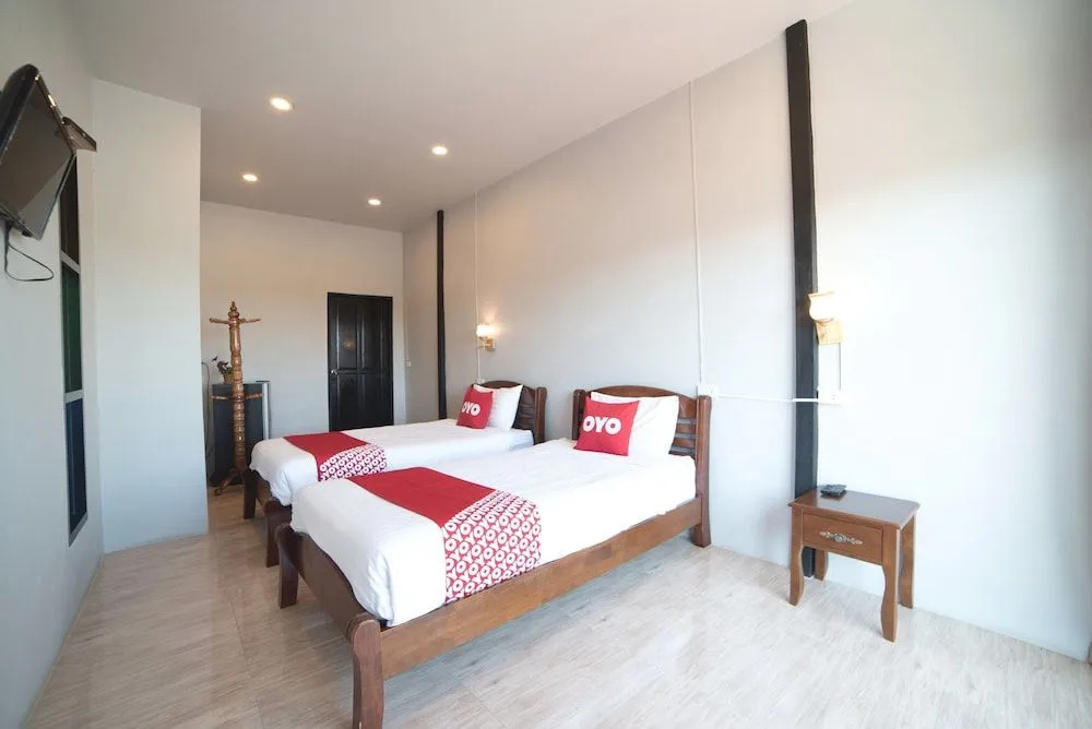 OYO 465 Krung Kao Traveller Lodge