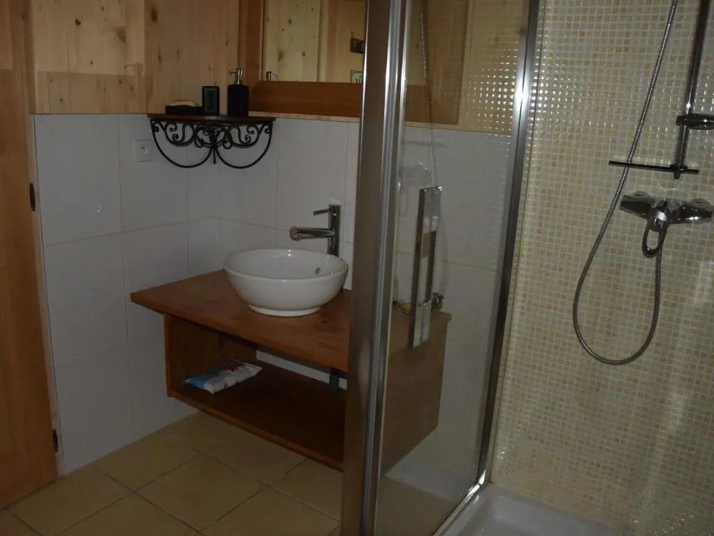 Chalet 5 pièces lumineux près des pistes, 10 personnes - FR-1-464-169