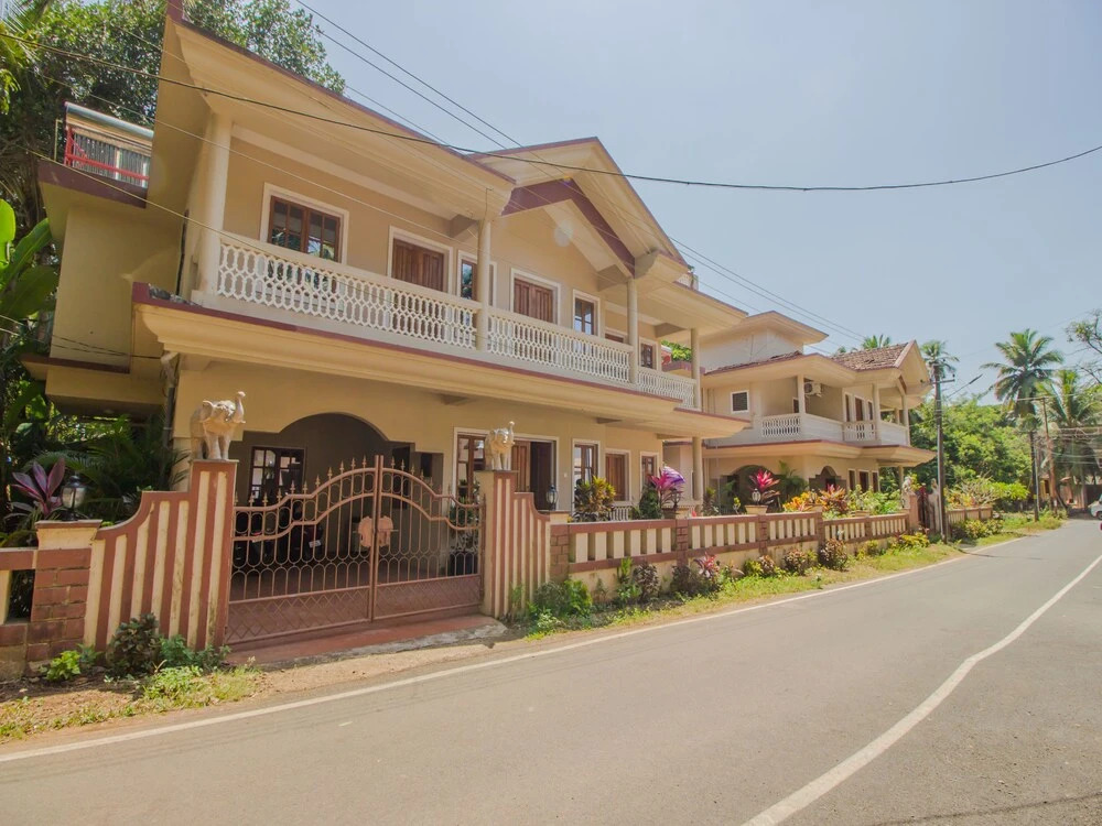 OYO 12865 Home Exquisite 3BHK Betalbatim