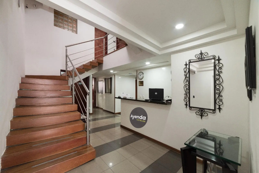 MV Hotel Kafir - Corferias, G12, Embajada EEUU