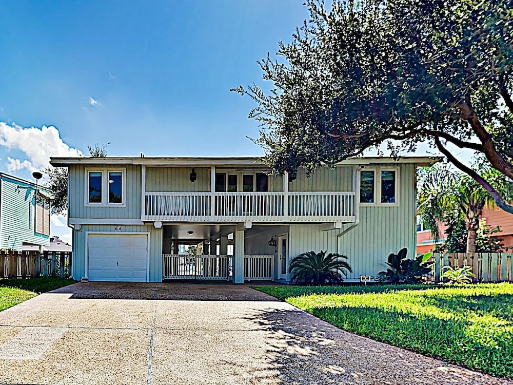 New Listing! Key Allegro Waterfront W/ Pool 4 Bedroom Home