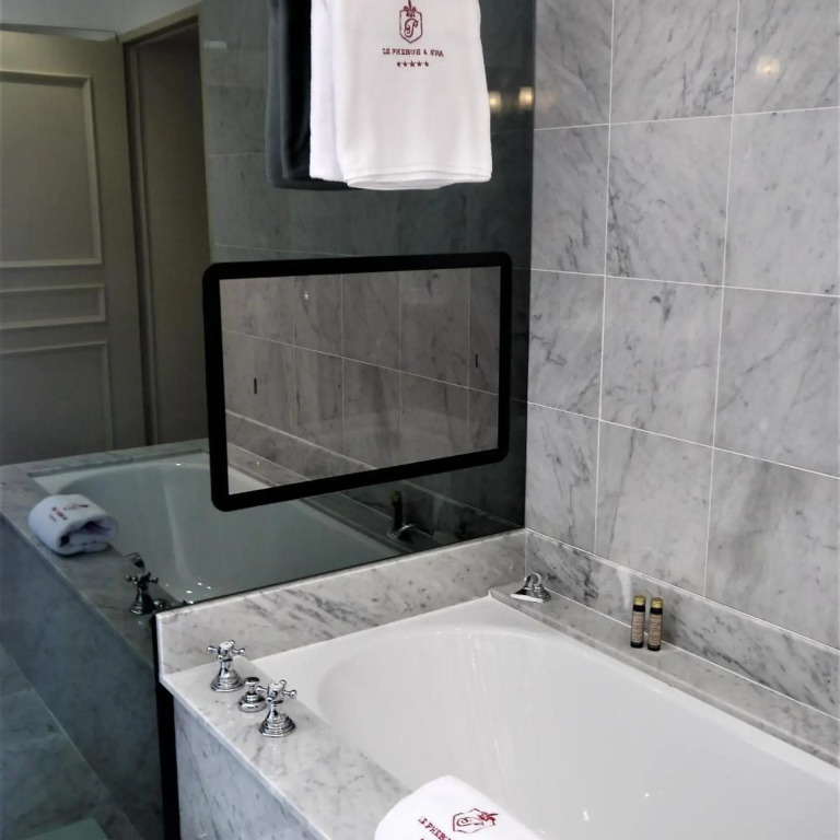 Le Phébus & Spa   Relais & Châteaux