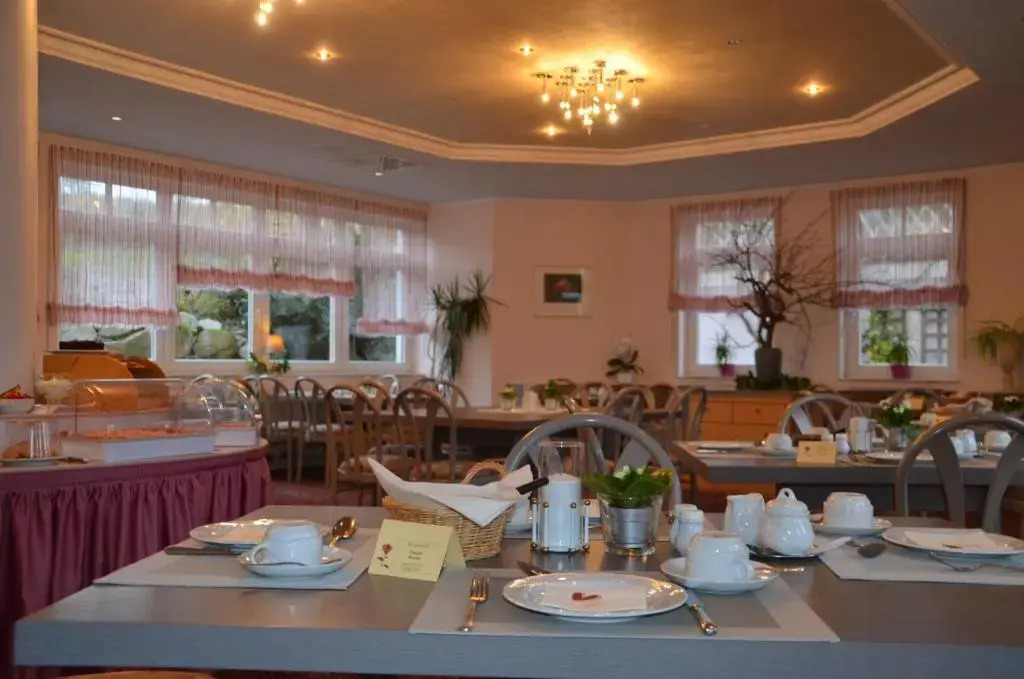 Castell Hotel & Restaurant