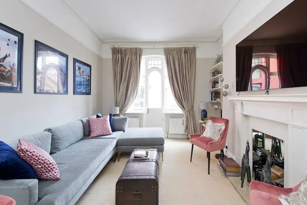 Luxurious 2-Bed Apt, 5 mins from Buckingham Palace