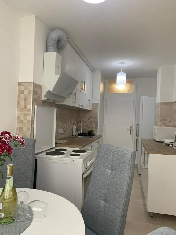 Apartman Nova Varos