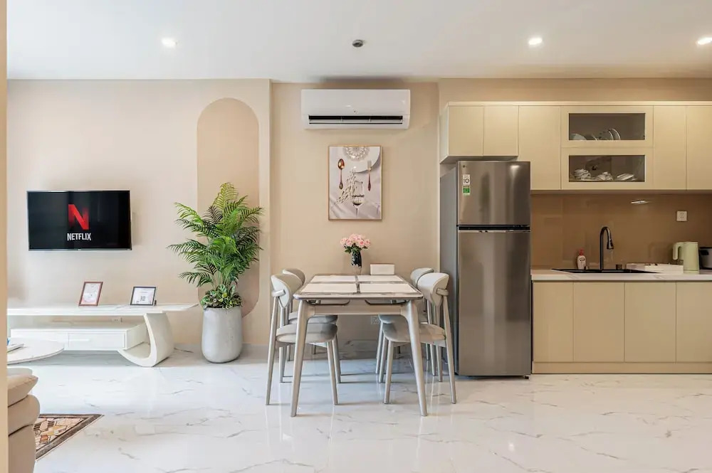 LA Nest 1BR  River View  Near Vincom