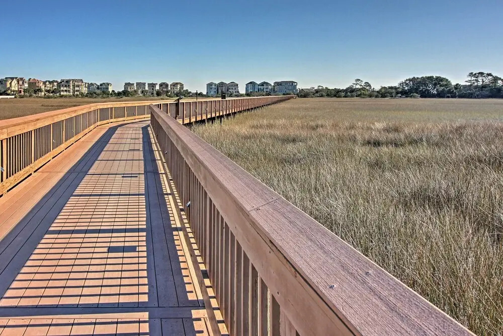 Long-term Stays Welcome: HH Island Resort Condo