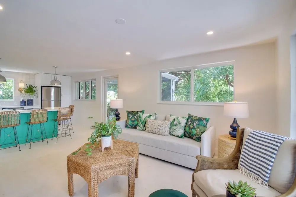 Steps to Gulf: Sleek Top-floor Apt in Tavernier!