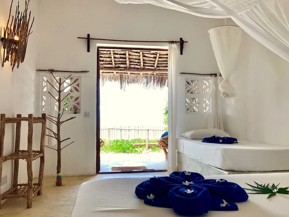Zanzistar Lodge
