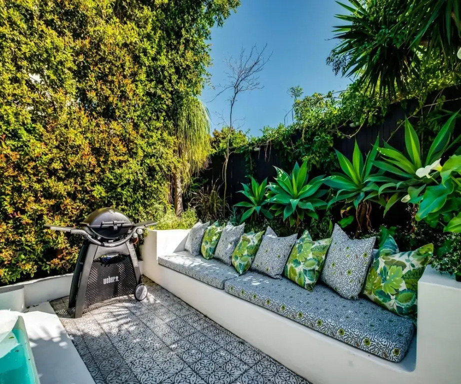 Instow Cottage in Cape Town