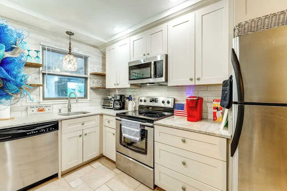 ~ 1 Block to Bethany Beach, Retreat w/ Pool Access