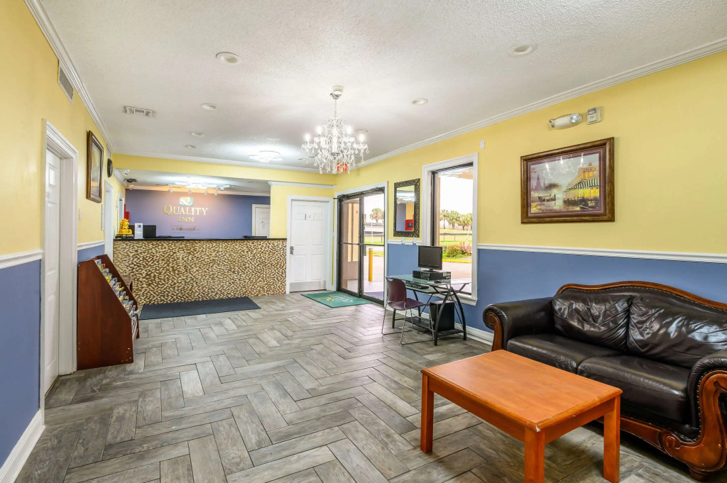 Quality Inn New Orleans I-10 East