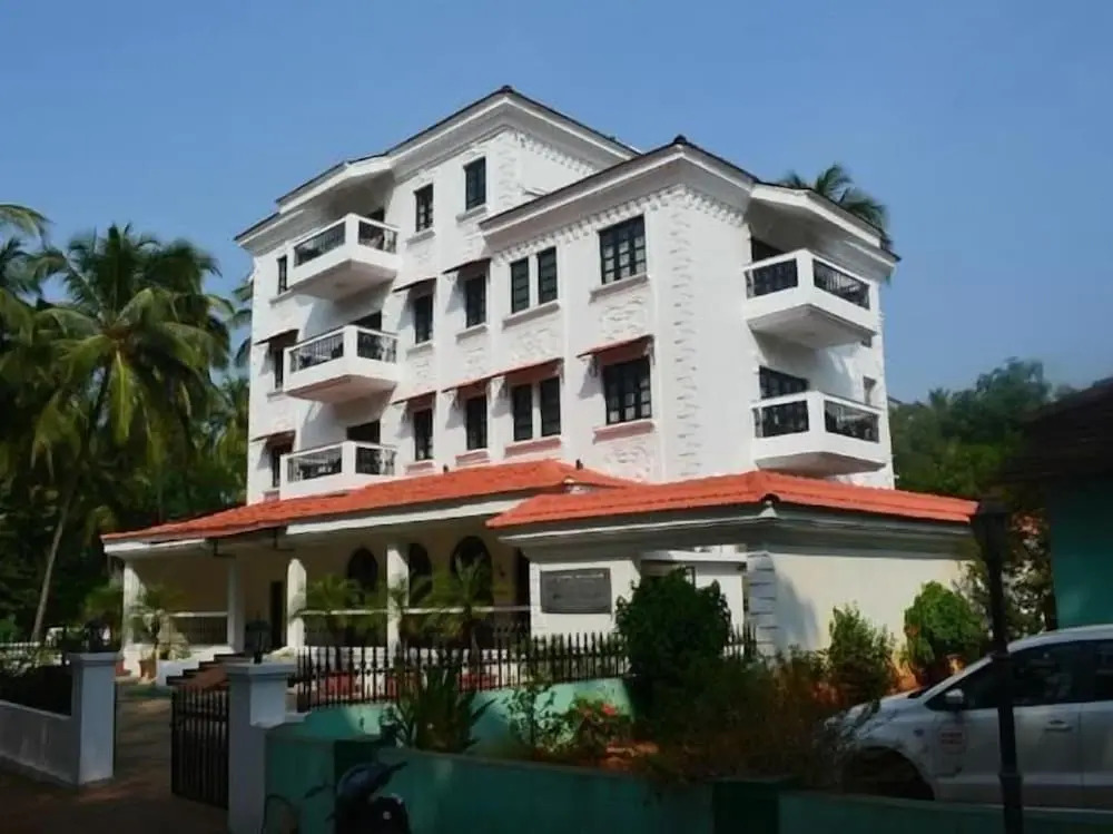 Silver Sands Hideaway Resort, Candolim