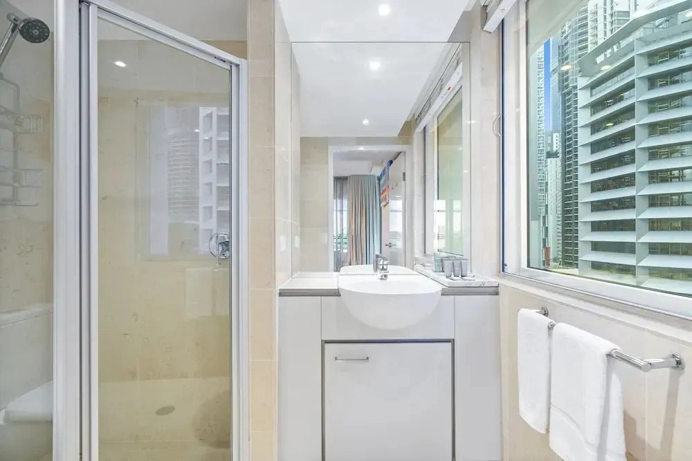 2-bed Brisbane City Pad With Pool & Gym