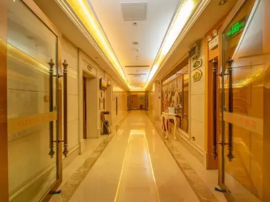 Vienna Hotel (Luhe)