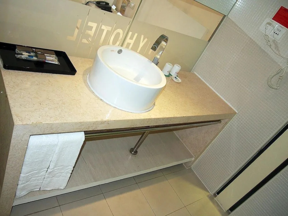 Motel 268 Shenzheng Huanggang Branch
