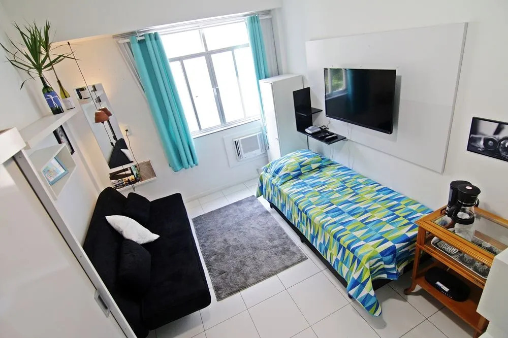 Apartamento Decorado Em Copacabana | Sf 184/604
