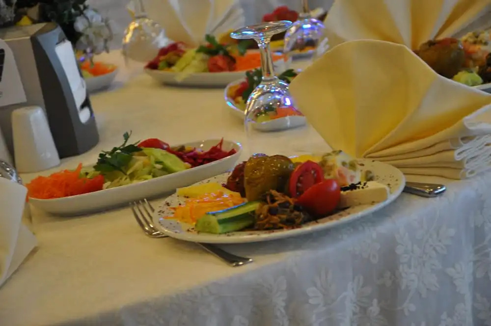 Saren Otel