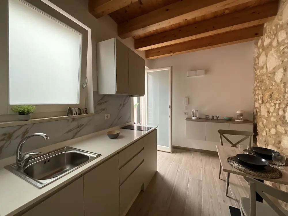 Rua 39 fine apartments by Dimore in Sicily