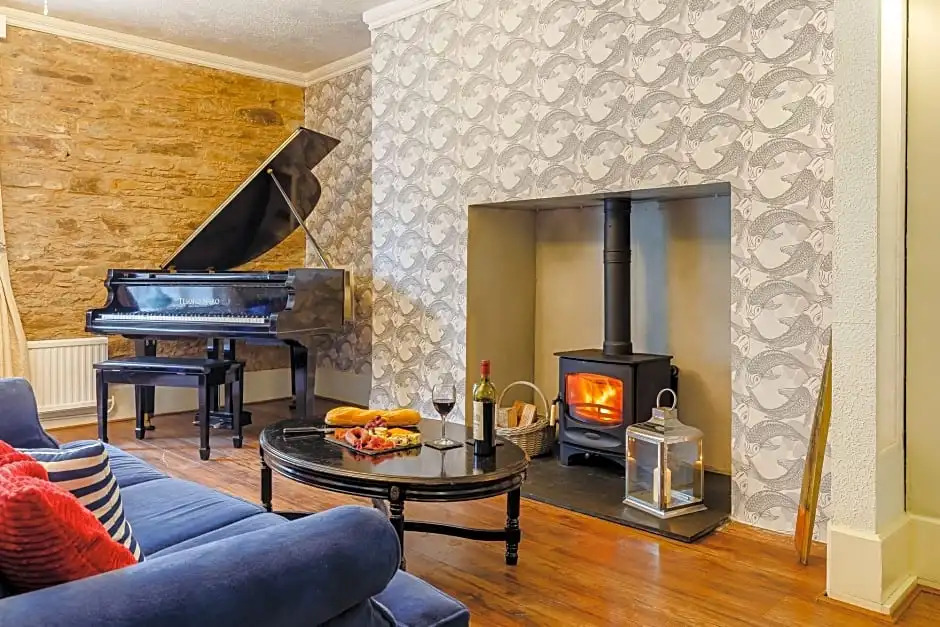 Pendennis Lodge