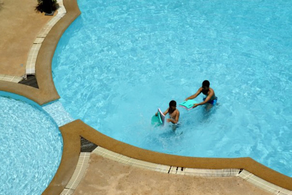 Thumrin Thana Hotel