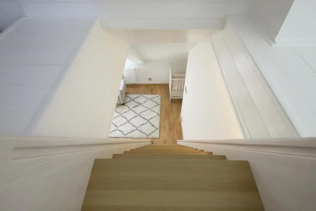 Prague Expat House