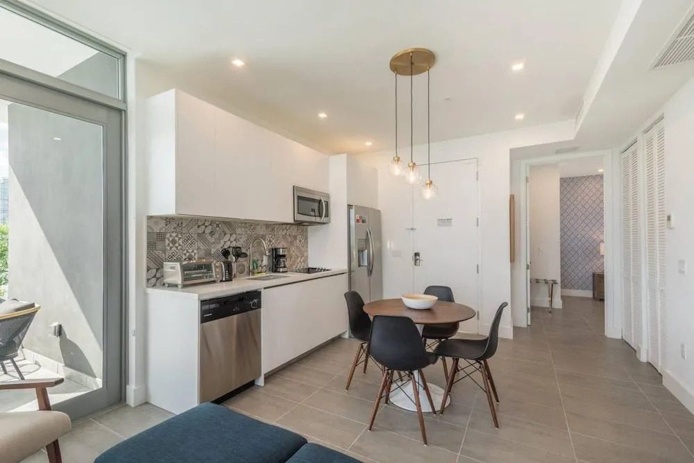 Modern Apartment in South Beach
