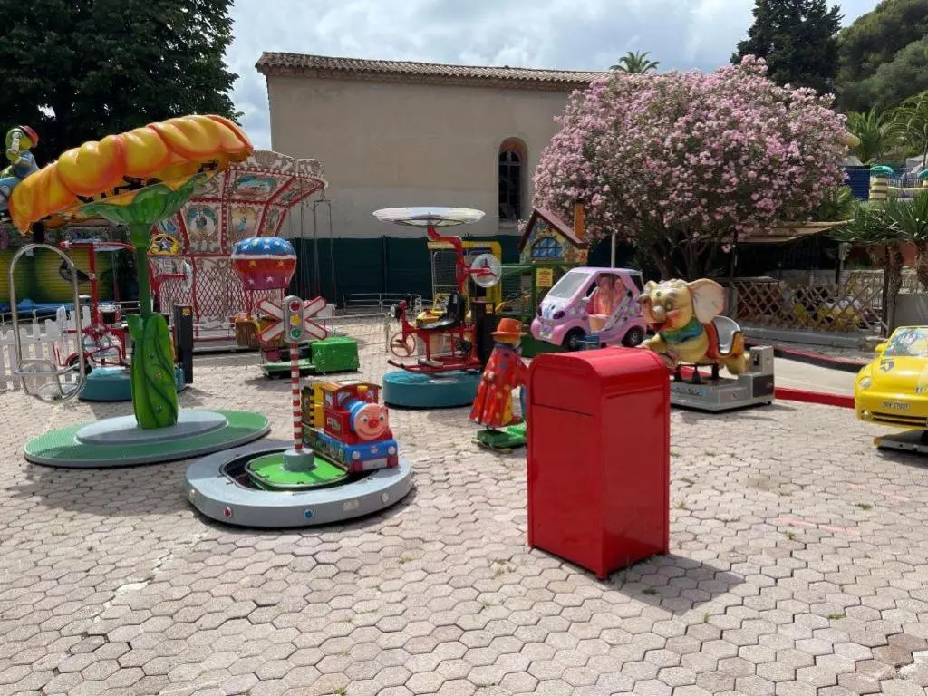 Location saisonnière Menton 50 m des plages