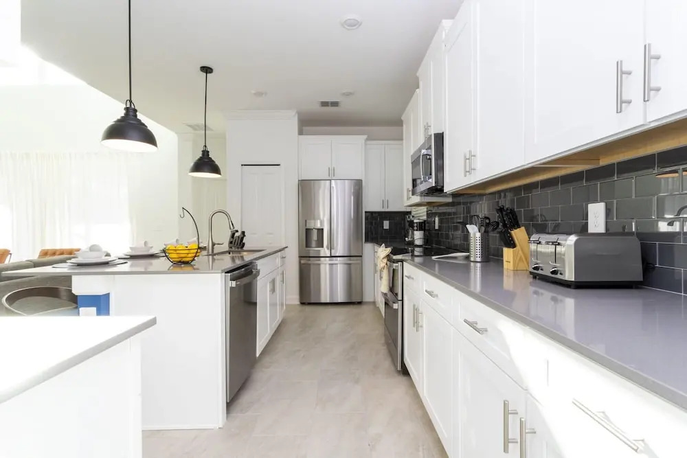 Super Luxury Modern Home Prime Location