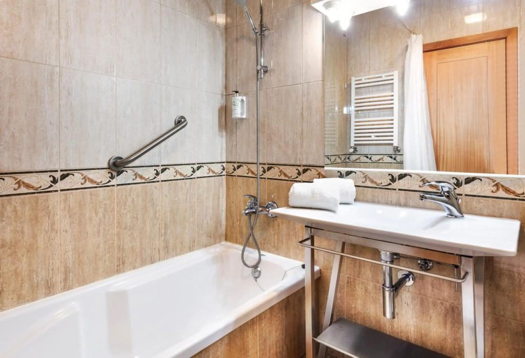 B&B HOTEL Braga Lamacaes
