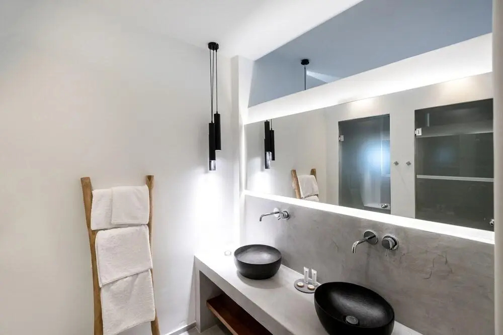 George & Joanna Suites Santorini