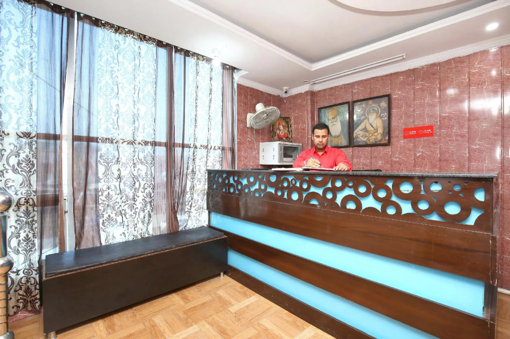 OYO 22534 Hotel Diamond