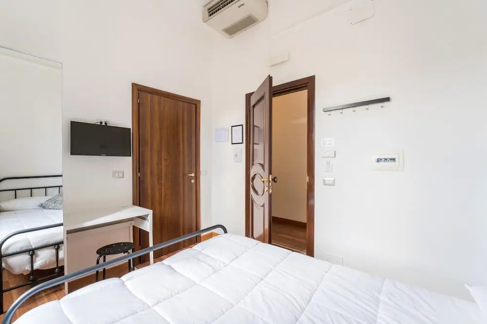 Rooms Piramide