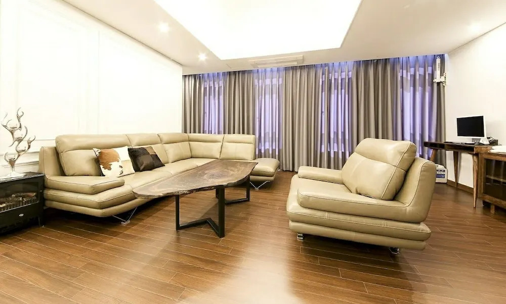 Yangsan Time Square Hotel