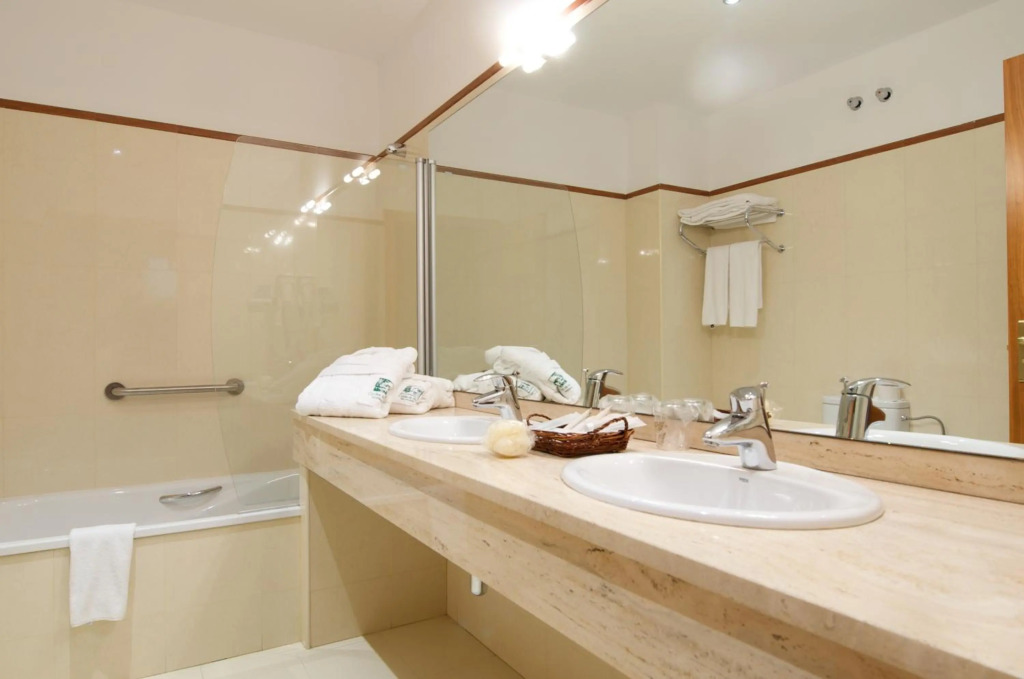 Hotel Manantial- Balneari Caldes de Boi