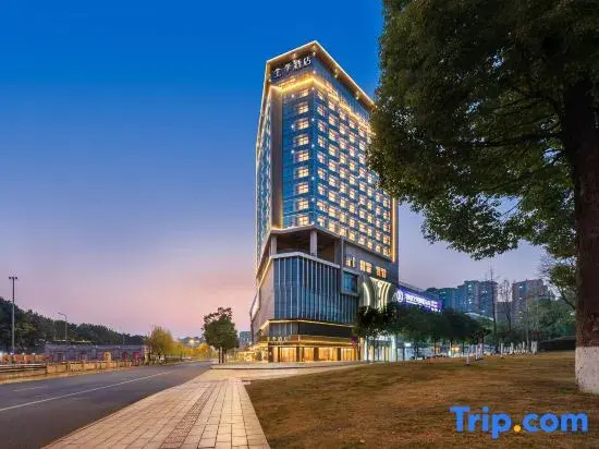 Ji Hotel (Chengdu Gaoxin West District Baicao Road Branch)