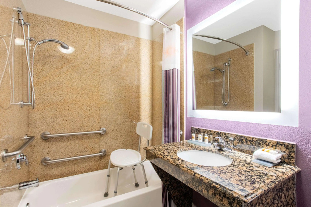 La Quinta by Wyndham Hillsboro