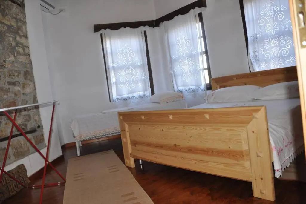 Eva guest house