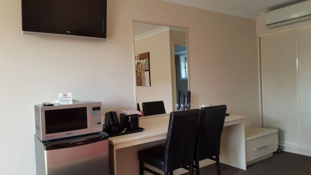 Centrepoint Midcity Motor Inn