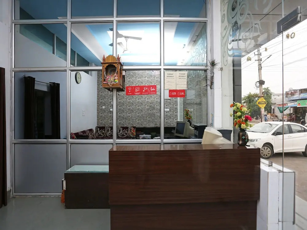 OYO 8391 Hotel Sanjog Resort