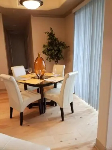 Camden Post Oak 2707 Apartment