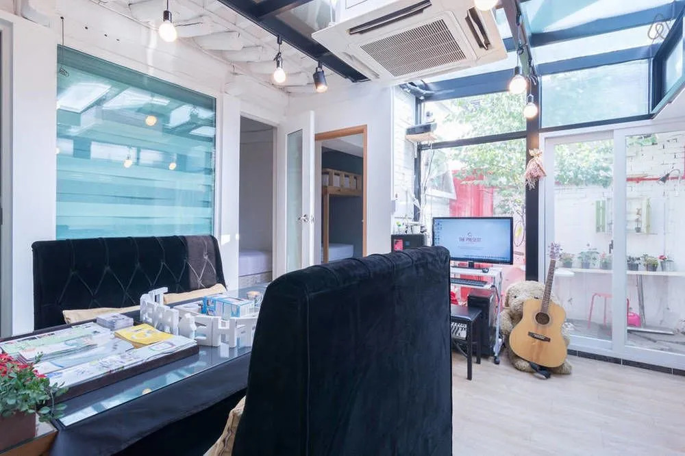 The Present Guesthouse