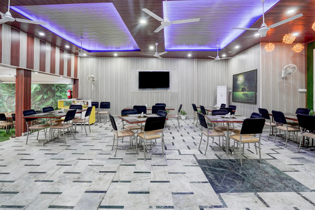 Super Hotel O Krishna Nagar Chowk Formerly City Palace