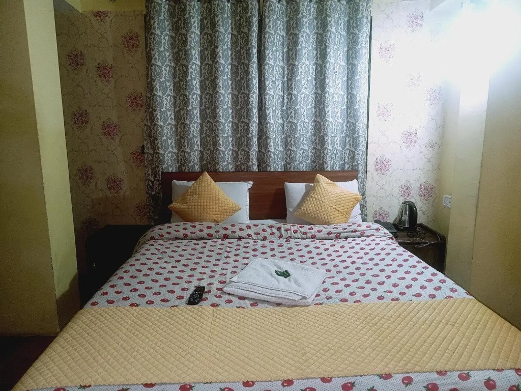 Hotel Himalaya Residency kanchenjunga view