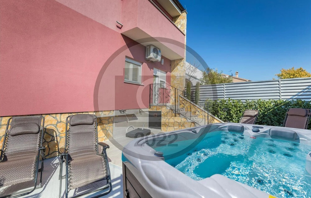 Awesome Home in Barbariga With Outdoor Swimming Pool, Wifi and 6 Bedrooms