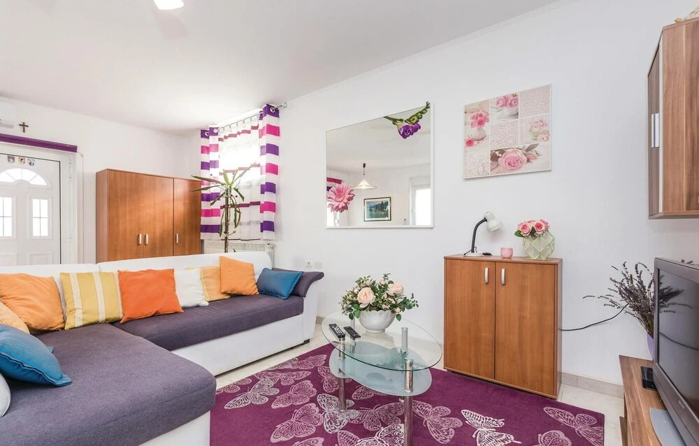 Nice Home in Rukavac With Wifi and 4 Bedrooms