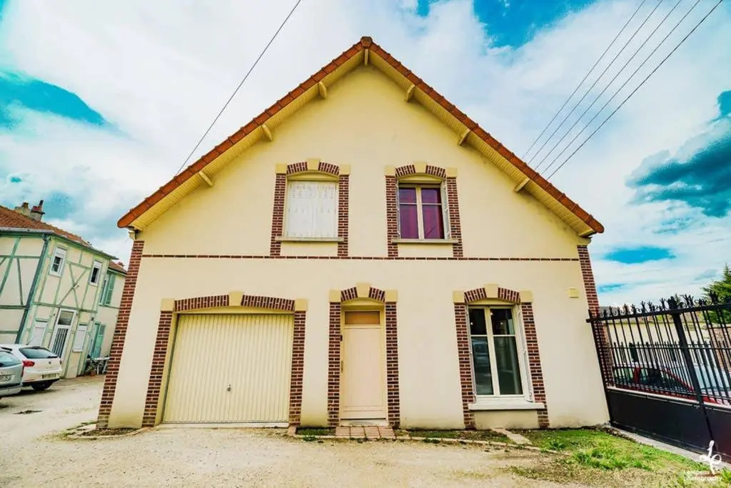 Duplex Centre Ville 6 Personnes (Wifi/Parking)