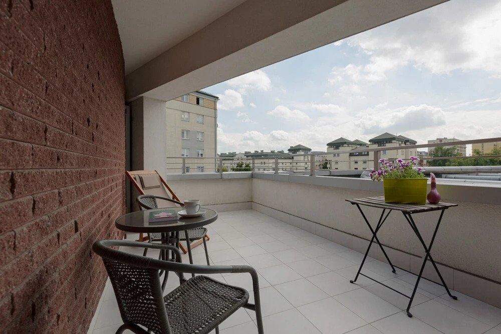 Apartment Mołdawska Warsaw by Renters