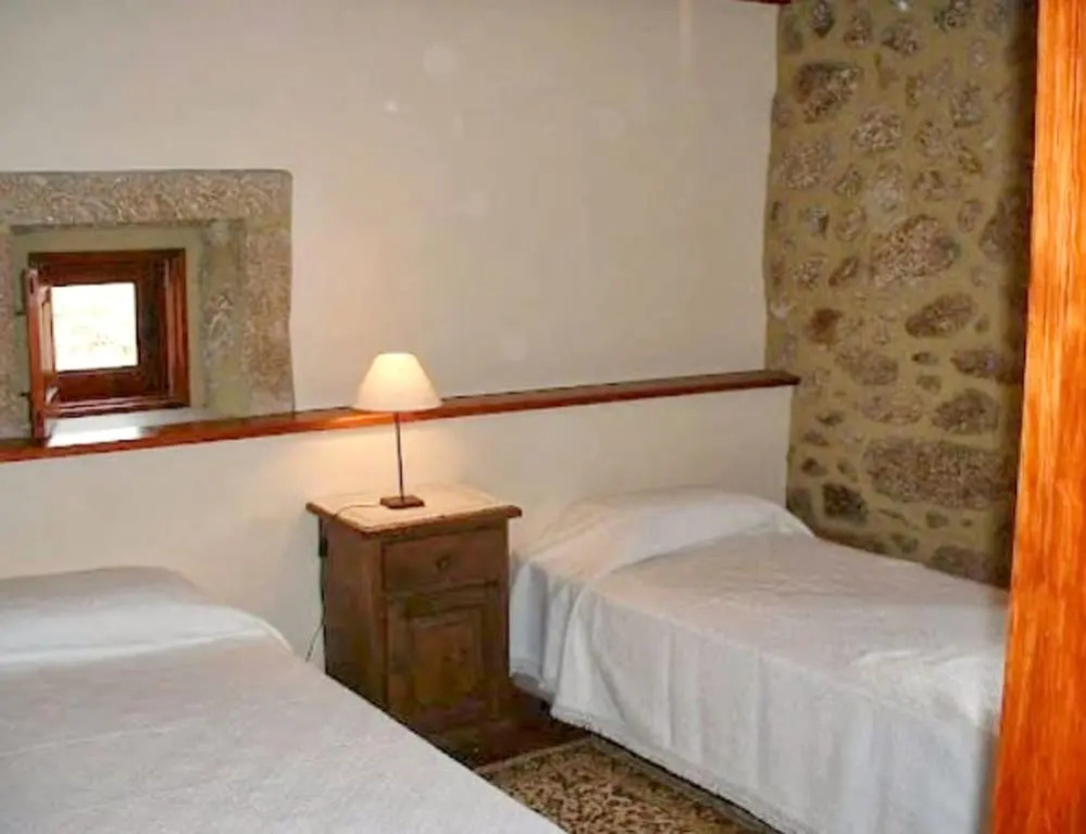 House With 2 Bedrooms in Gouveia, With Wonderful Mountain View and Ter