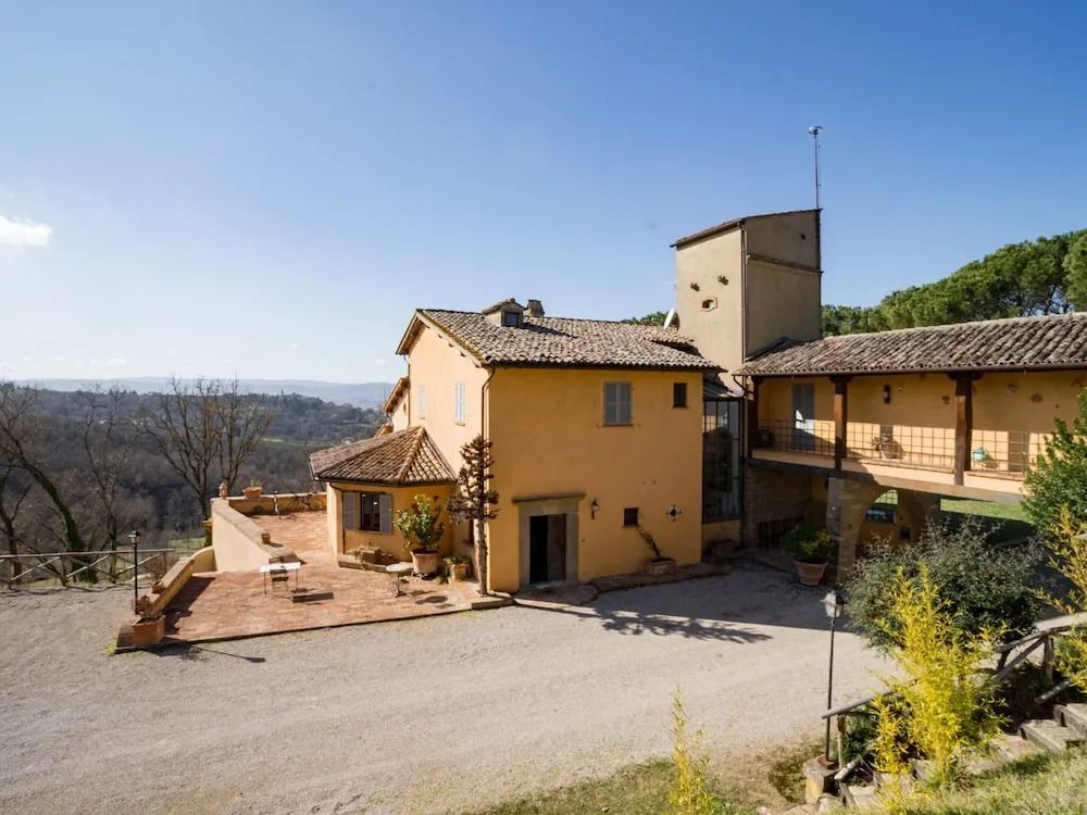 Umbrian Charm with Pool Alfresco Delight